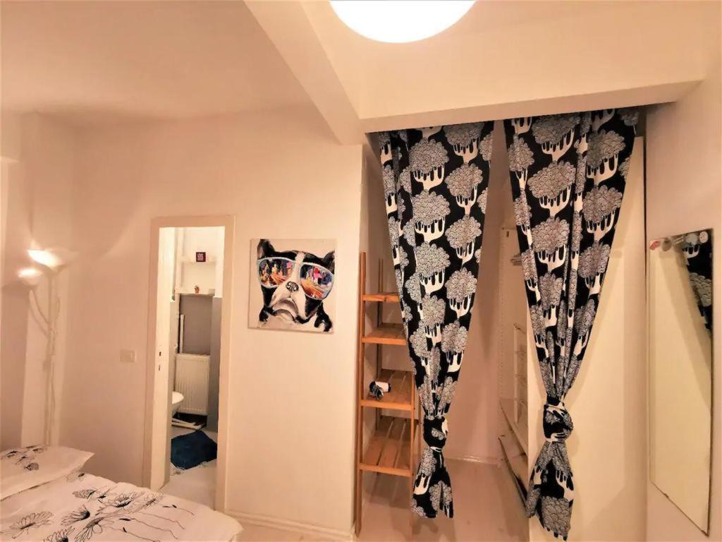 Апартаменты Luxury Piata Universitate Old Town Бухарест Экстерьер фото